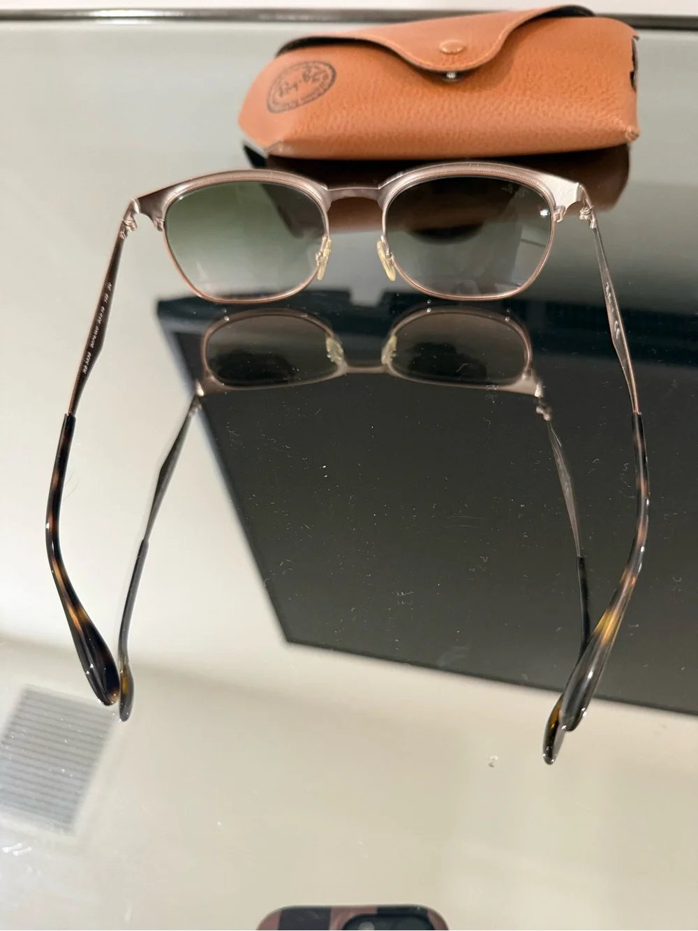 Ray-Ban Clubmaster Sunglasses in Burgundy with Green Lenses